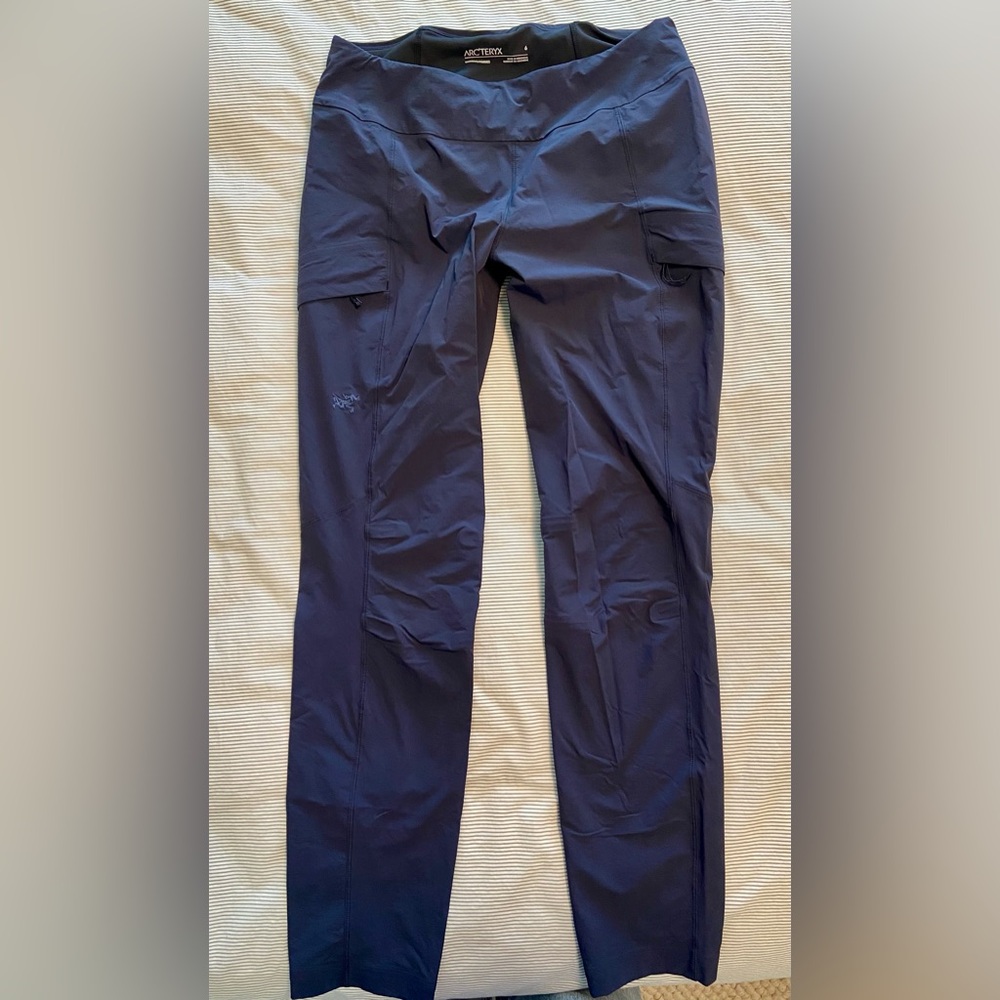 Arc’teryx Sabria Womens sz 6.